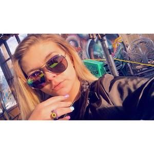 Meet your Posher, Alissa